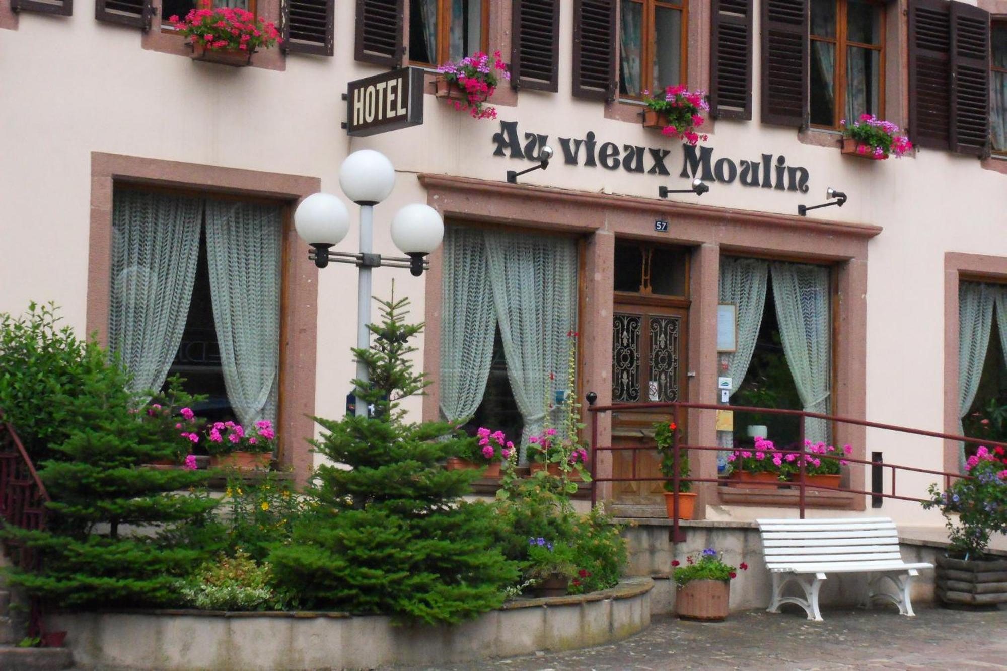 Hotel Au Vieux Moulin Lapoutroie Exterior foto